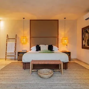 La Privada Villa, Aldea Zama, Villa